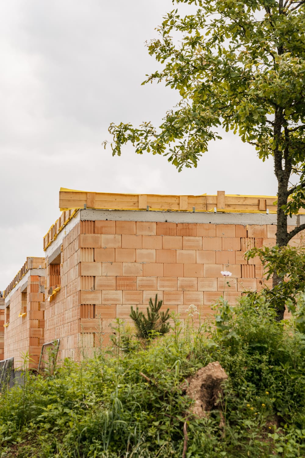 LODE Master celtniecības bloki rindu māju projektā Cēsīs 